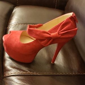 Women's shoes